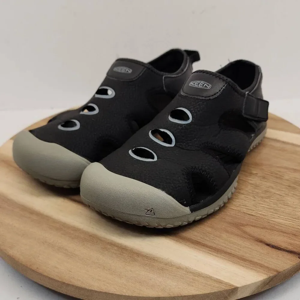 KEEN Stingray Mens Water Sandals Size 6 Black Gray